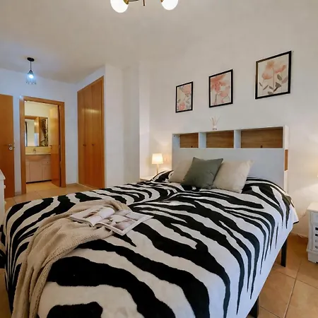 Marina By Edeal Homes アパート