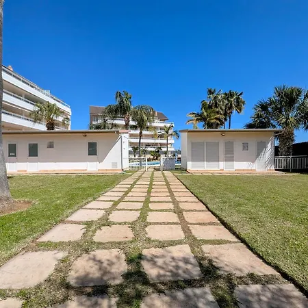 Marina By Edeal Homes デニア